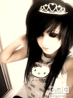 emo  scene  girl:*