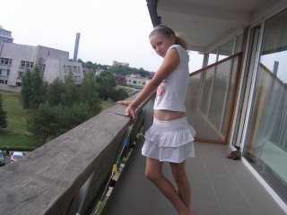 A  g  n  ė.  ;)*