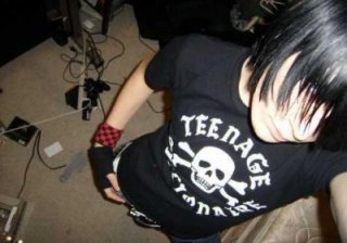 my  like  emo    lukiux  lowe  it  :D