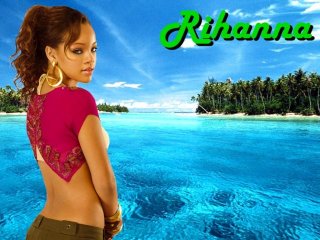 Rihanna.Who  r  ead  my  forum?