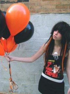 :::)  '''EmO  GirL&