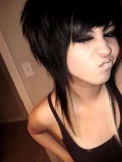 Mylda*~~~        ;*  Sexio<3  [emo]