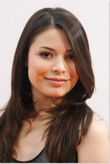 Miranda  Cosgrove