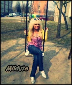 Milda  ;  }  (  Tipo  laisva  ;  D  )