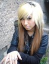 Amy  ;*  need  emo  boy  <3