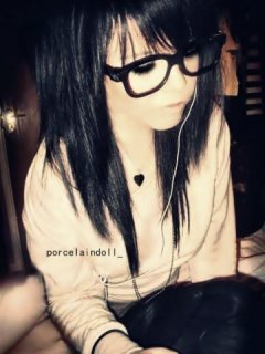 porcelaindoll.                        e♥?