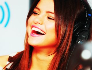 Selena'sFanPage♥