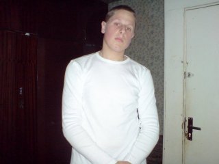 Arturas  ;]  Paieskose  ;D