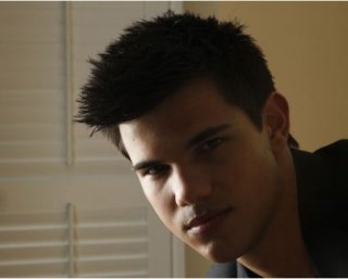 Taylor  Lautner