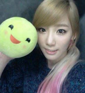 Tae  Yeon  ;*