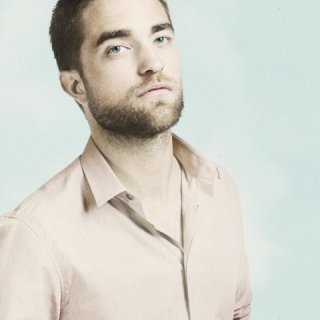 Robert  Thomas  Pattinson