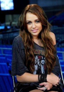 Miley  Cyrus  *|Fans|*