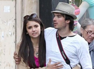 Elena(Nina)♥Damo n(Ian)Begalo*