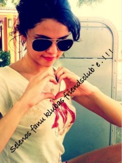 Selena♥Fan  club♥Kvieskit  ♥