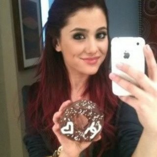 Ariana  Grande  xo    *Little  Red*