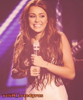 Miley  Cyrus  Fan  Page  :))*