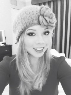 Jennette  McCurdy  (✔)