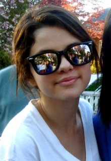 Selena  Gomez  ;*